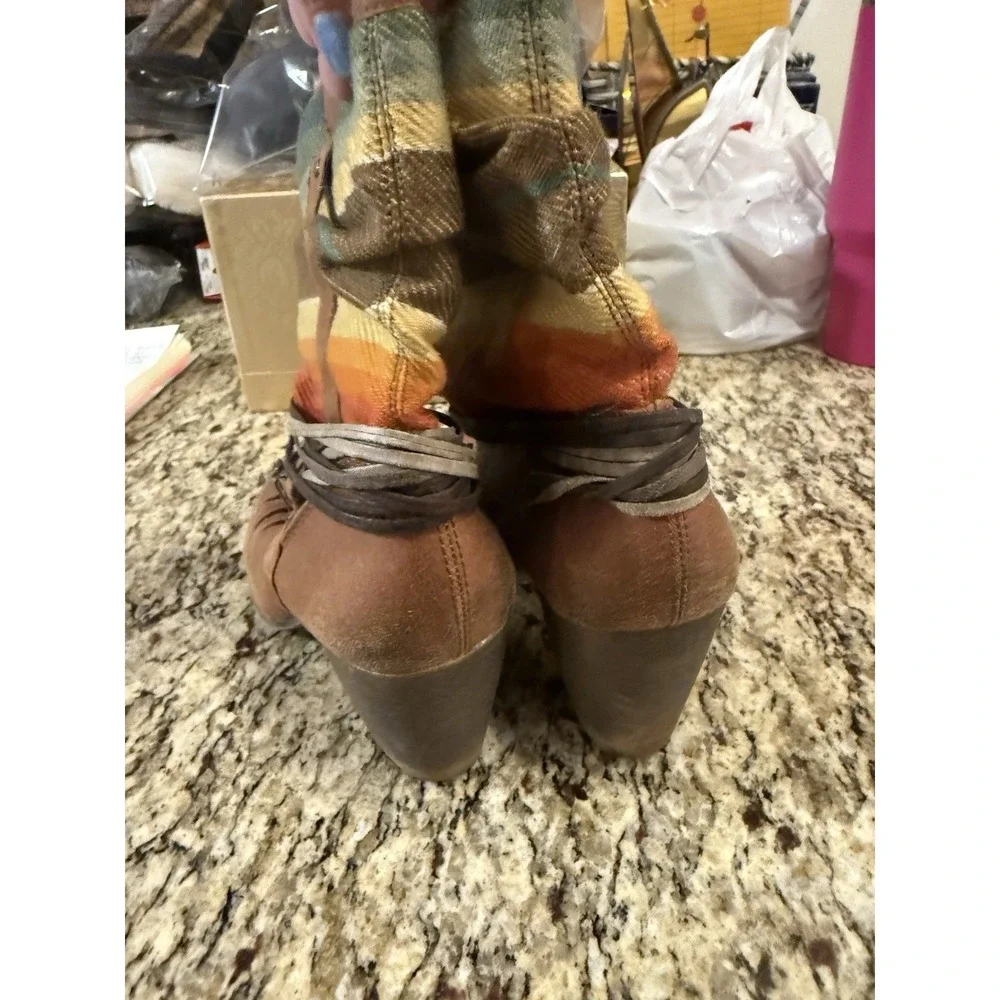 Mossimo Supply Co Women's Ankle Boots Western‎ Style Size 8